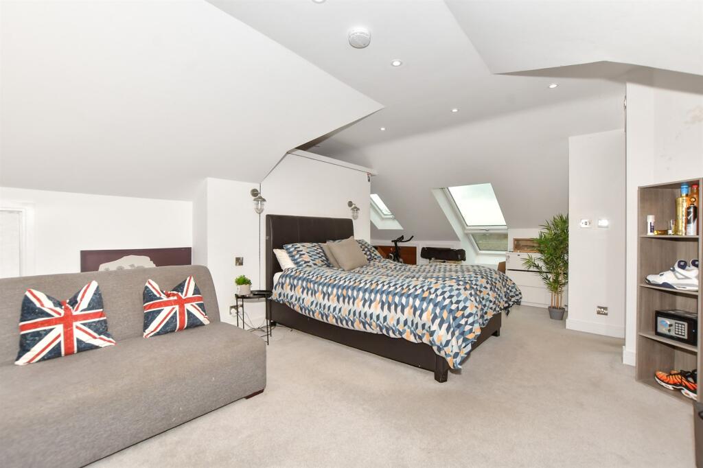 Additional image 10 of Lanthorne Road, Broadstairs, Kent