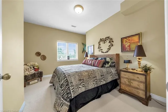 Additional image 16 of 61 Cloverleaf Dr Unit 2