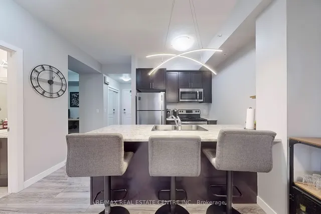 Additional image 19 of 81 Robinson St Unit 305