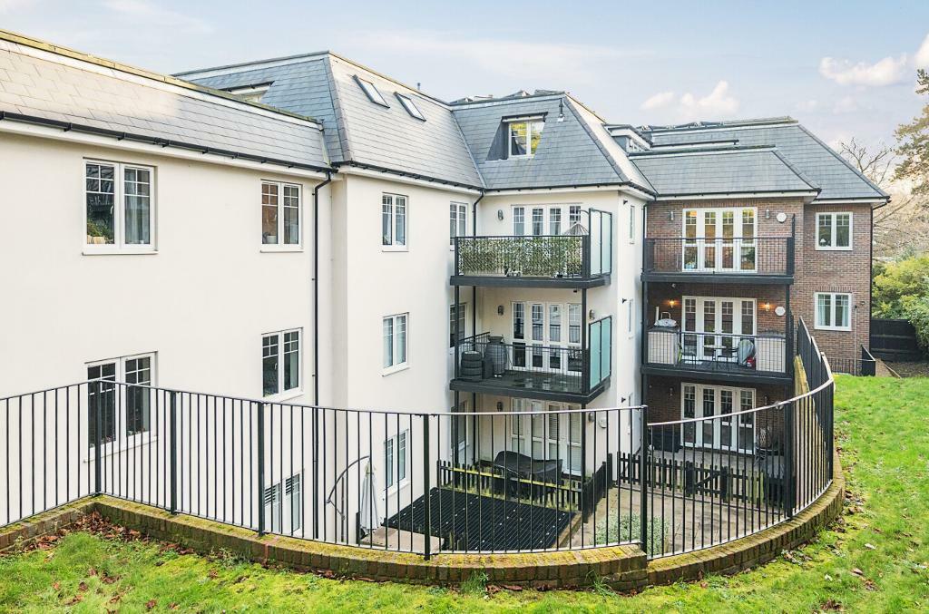 Additional image 24 of Foxley Lane, Verdun Heights, Purley, Surrey, CR8 3ER