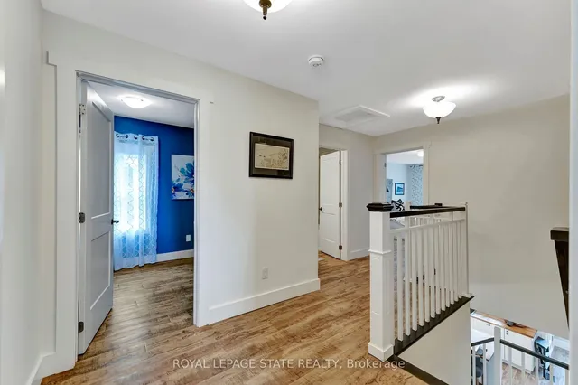 Additional image 21 of 53 Woodbine Cres