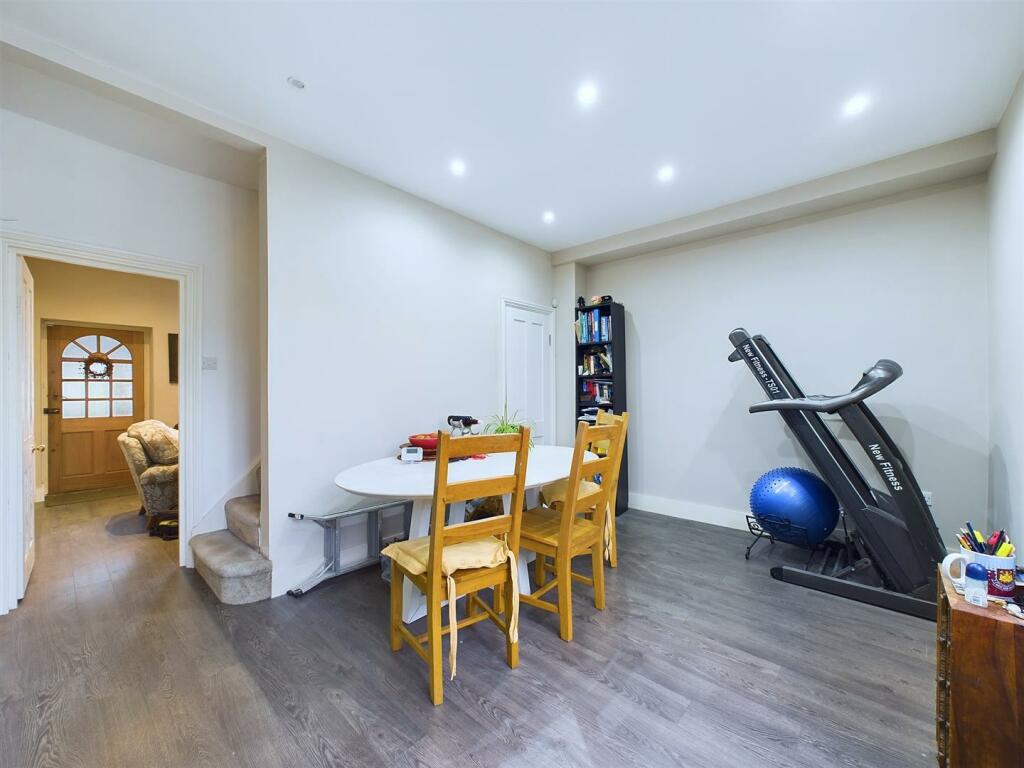 Additional image 22 of Green Lane, Purley