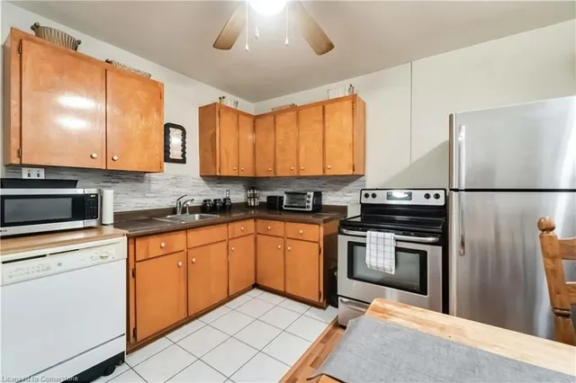 Additional image 13 of 14 Huxley Ave