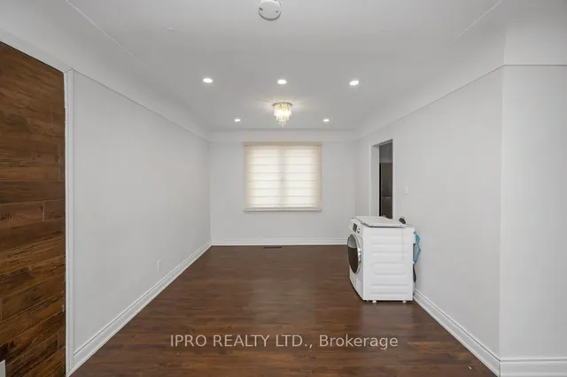 Additional image 11 of 41 Dumbarton Ave
