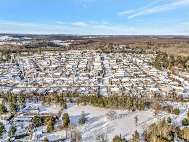 Primary image of 216 Glenariff Dr