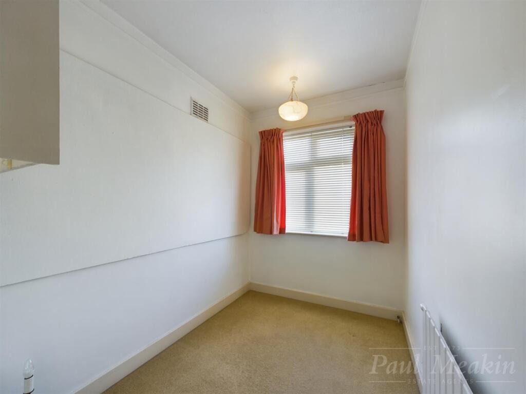Additional image 9 of Derwent Drive, Purley