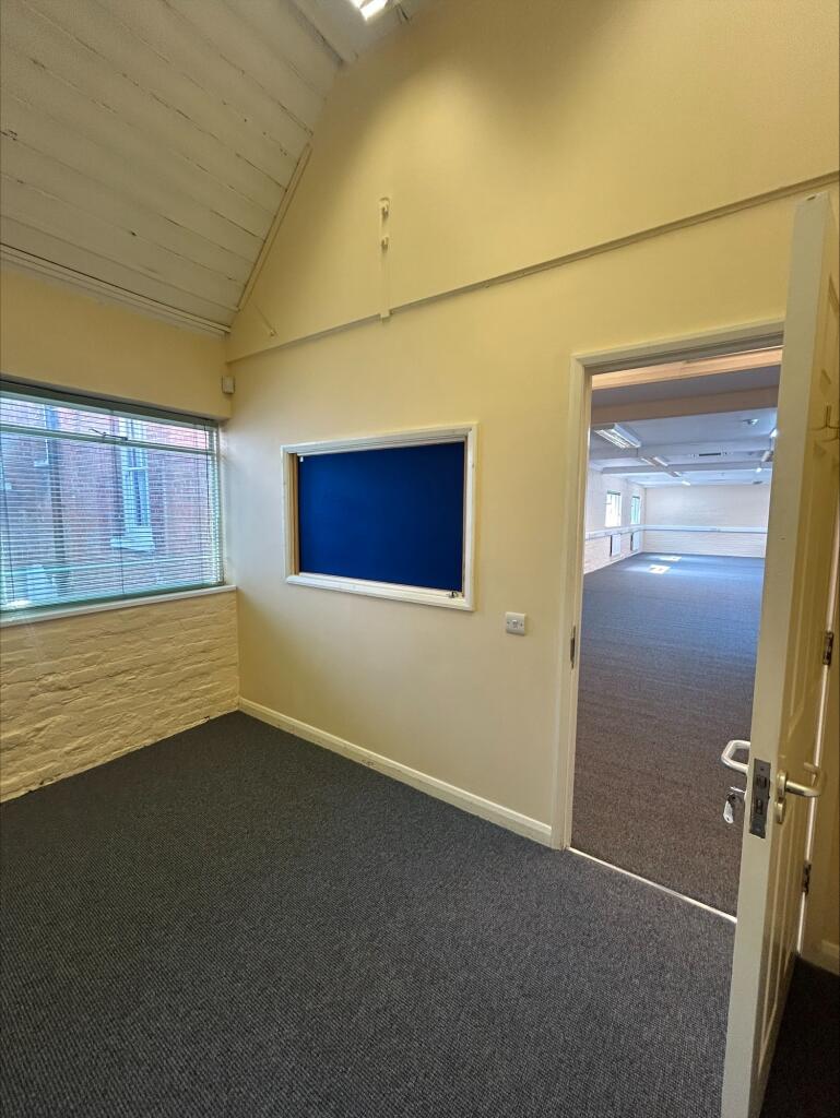 Additional image 8 of 22 Hawks Lane, Canterbury