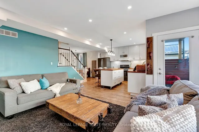 Additional image 17 of 53 Woodbine Cres