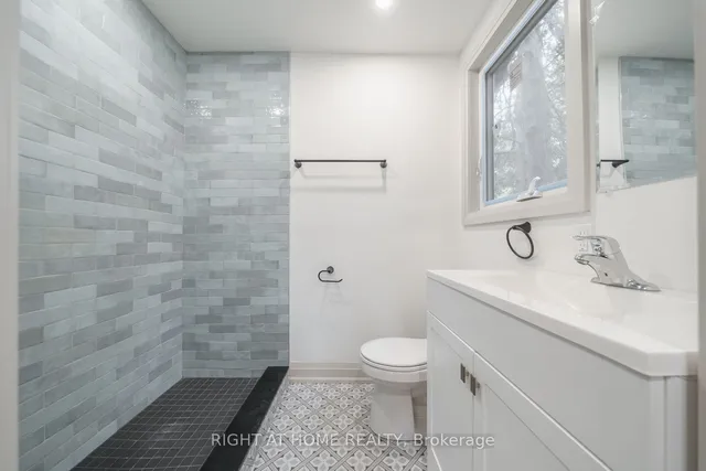 Additional image 17 of 105 Aikman Ave