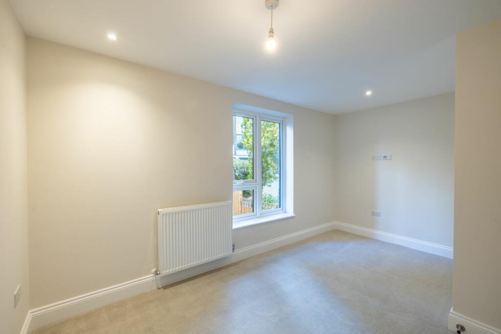 Additional image 13 of The Spinney, Selcroft Road, Purley