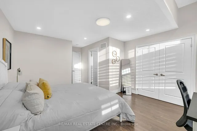 Additional image 29 of 418 Ramsey Pl