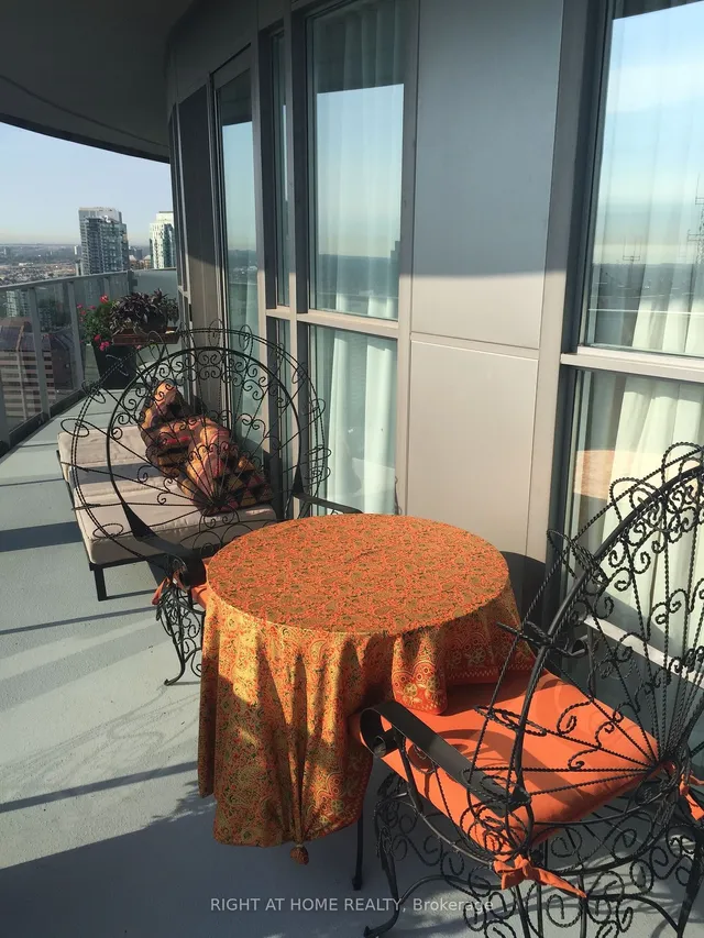 Additional image 24 of 60 Absolute Ave Unit 3301