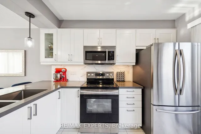 Additional image 14 of 7101 Branigan Gate Unit 26