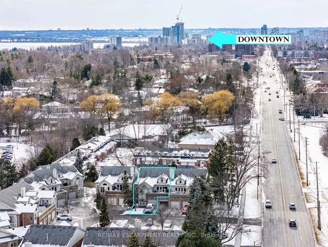 Additional image 31 of 3230 New St Unit 3