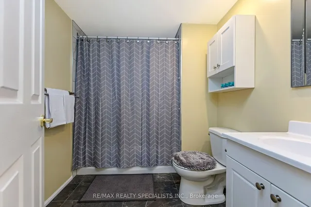 Additional image 26 of 50 Eglinton Ave Unit 501