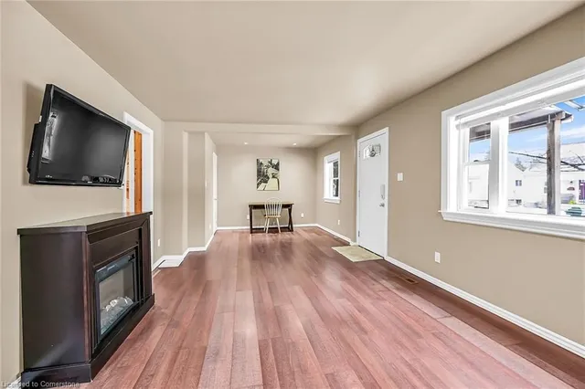 Additional image 9 of 355 Weir St