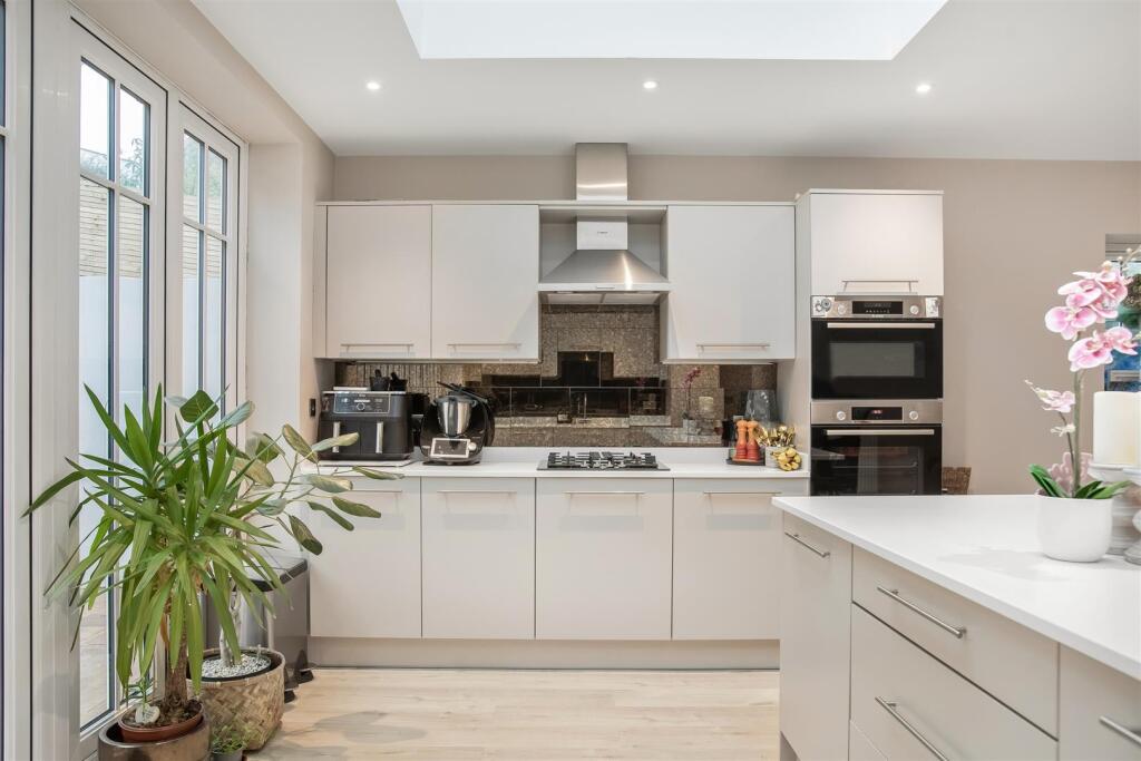Additional image 6 of Pampisford Road, Purley