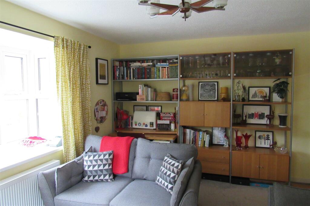 Additional image 5 of Rochester Avenue, Canterbury