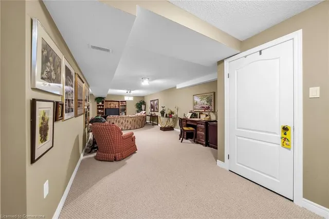 Additional image 36 of 61 Cloverleaf Dr Unit 2