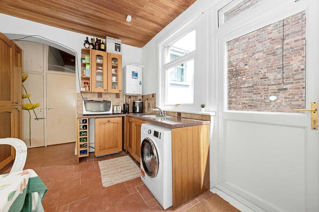 Additional image 6 of Melfort Road, Thornton Heath, CR7