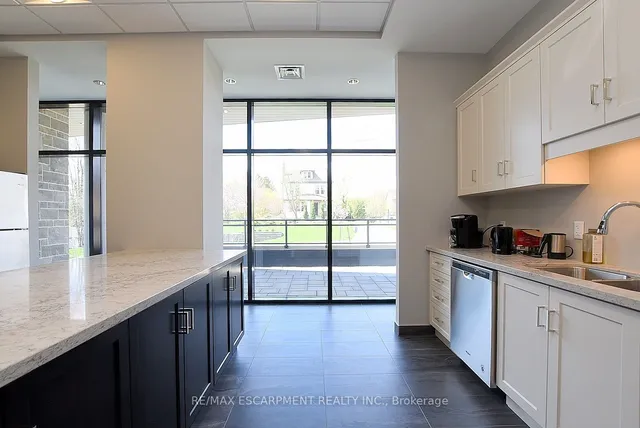 Additional image 36 of 30 Hamilton St Unit 605