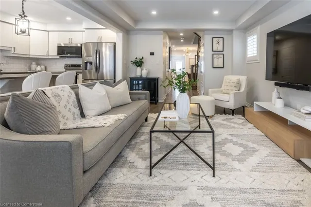 Additional image 6 of 302 Jean Landng