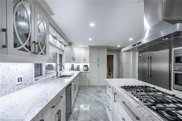 Additional image 11 of 10 Douglas Pl