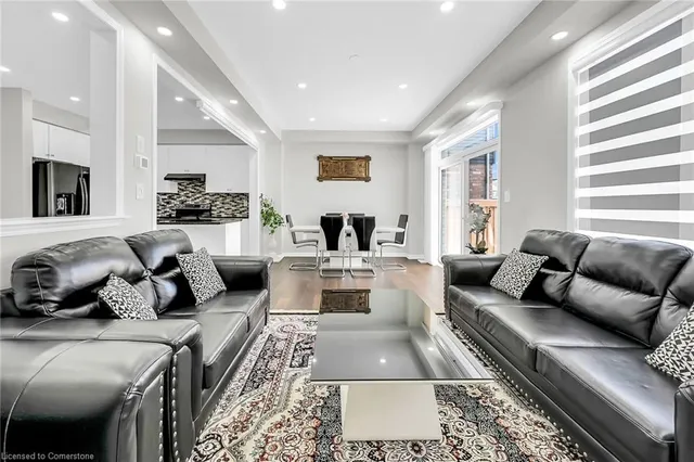 Additional image 22 of 328 Bedrock Dr