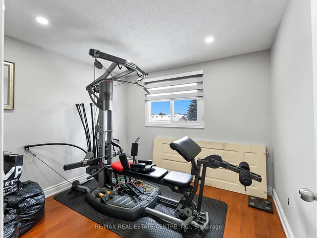 Additional image 18 of 7196 Delmonte Cres