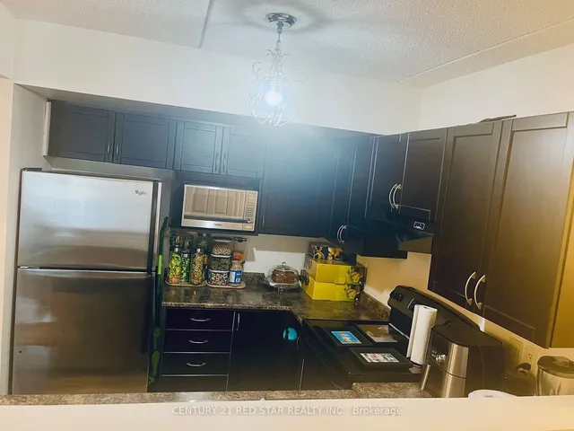 Additional image 16 of 1370 MAIN St Unit 204