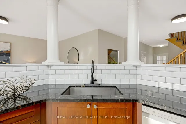 Additional image 18 of 855 Mckay Cres