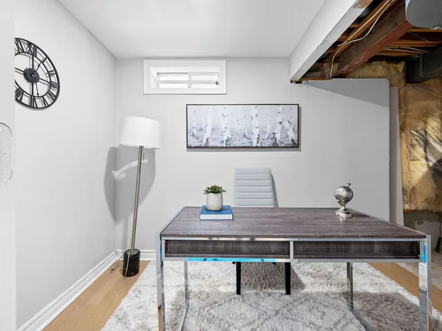 Additional image 40 of 4692 Owl Circ