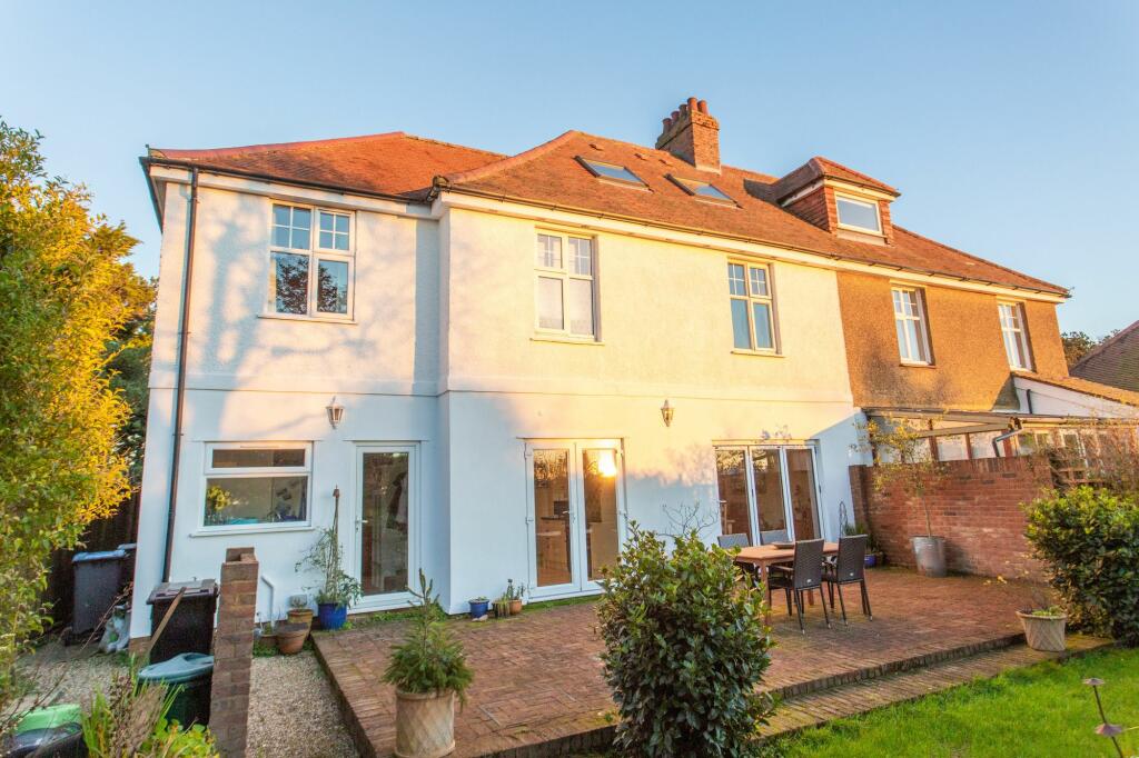 Additional image 32 of Dover Road, Guston, CT15