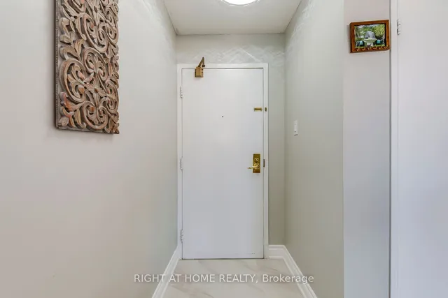 Additional image 5 of 3700 Kaneff Cres Unit 1412