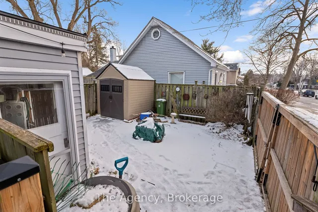 Additional image 31 of 35 Jones St