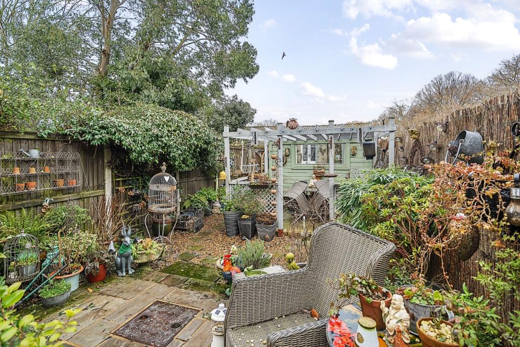 Additional image 15 of Woodnesborough Road, Sandwich, Kent, CT13