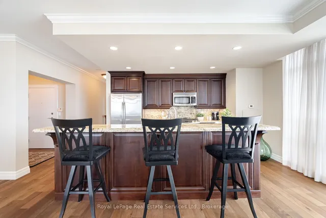 Additional image 9 of 360 Pearl St Unit 902