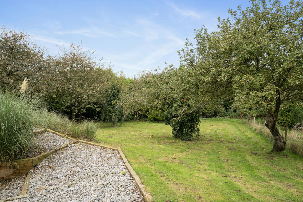 Additional image 21 of Hollands Hill, Martin Mill, Dover, Kent, CT15 5LB