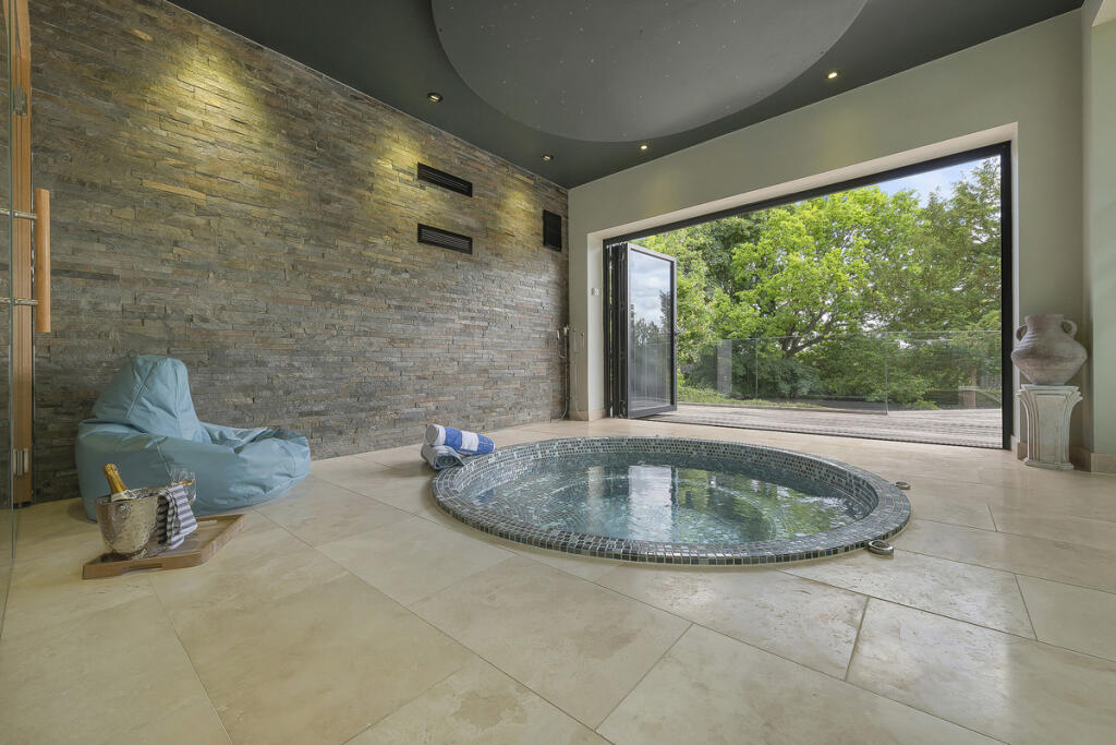 Additional image 15 of Webb Estate, Purley, Surrey