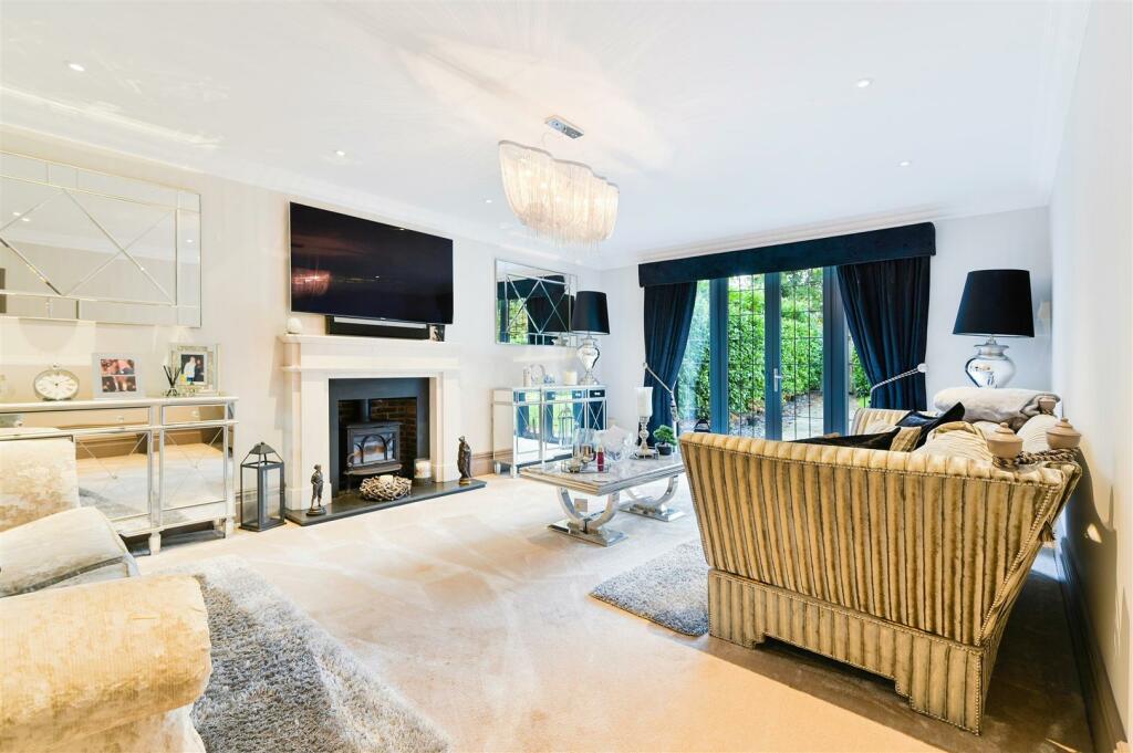 Additional image 14 of Woodcote Park Avenue, Purley