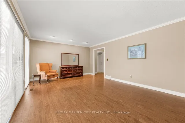 Additional image 7 of 34 Acredale Dr