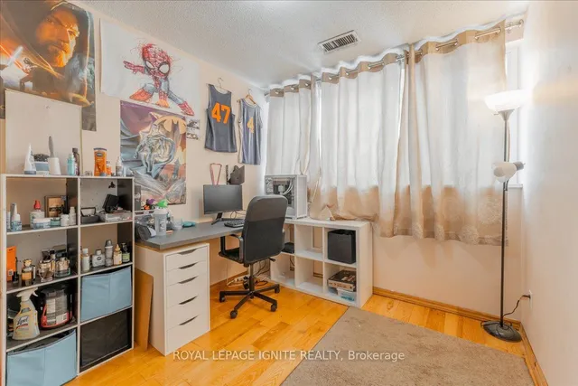 Additional image 14 of 1335 Williamsport Dr Unit 204