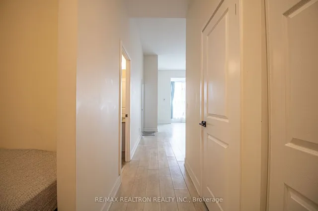 Additional image 10 of 2481 Taunton Rd Unit 209