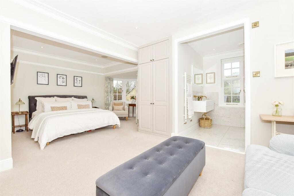 Additional image 13 of The Street, Woodnesborough, Sandwich, Kent