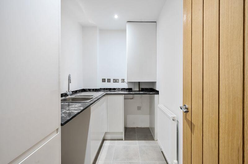 Additional image 6 of Shady Close, Kenley