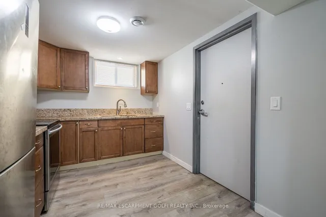 Additional image 23 of 49 Cheryl Ave