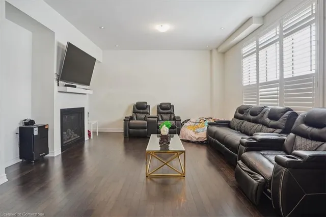 Additional image 16 of 90 Spitfire Drive Dr