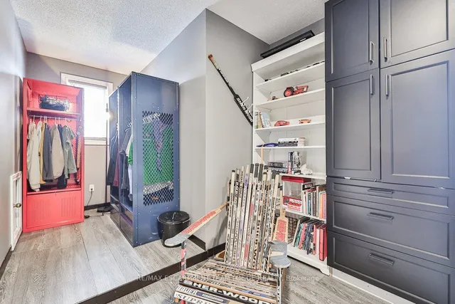 Additional image 29 of 353 Canyon Cres