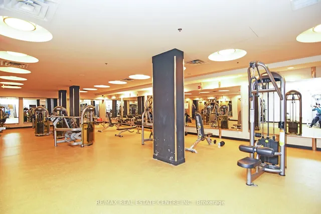 Additional image 30 of 50 Absolute Ave Unit 303