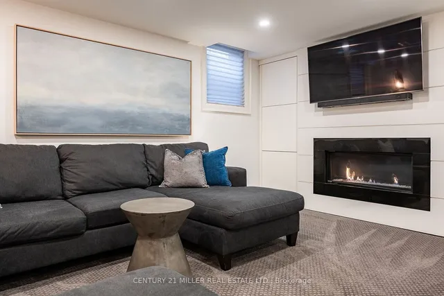 Additional image 29 of 2289 Carol Rd